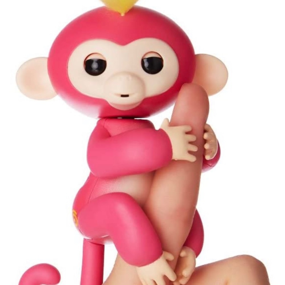 WowWee Fingerlings Interactive Baby Monkey - Bella